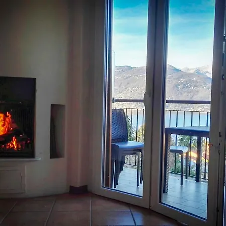 Residenz Ai Ronchi Apartamento Germignaga